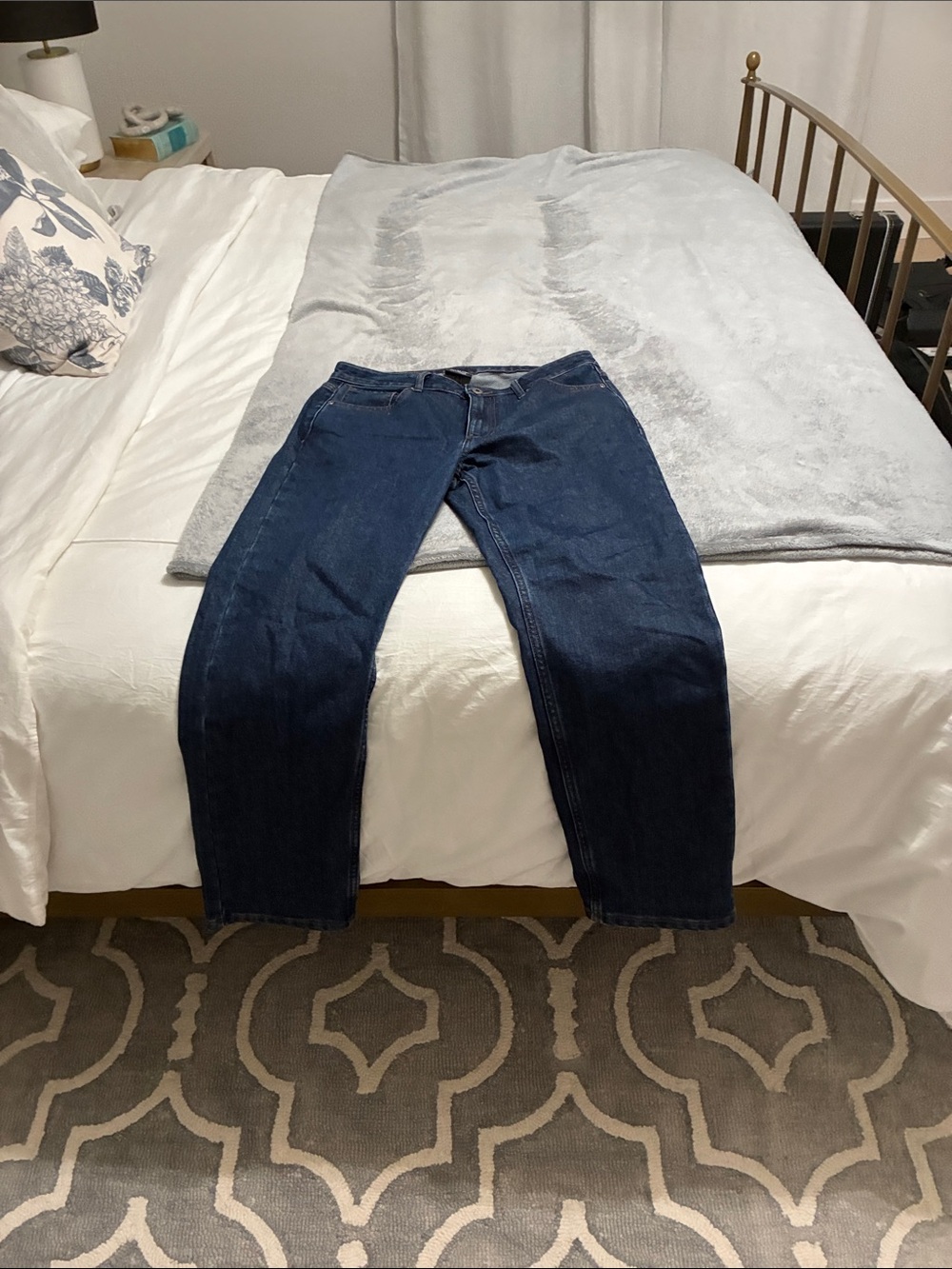 Eddie Bauer Men's Dark Indigo Relaxed Jeans